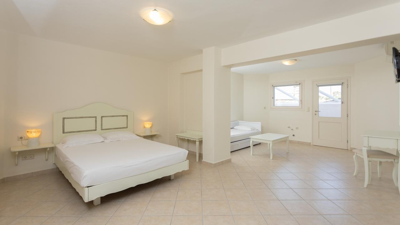 Iliada Villas Agios Prokopios  Zimmer foto